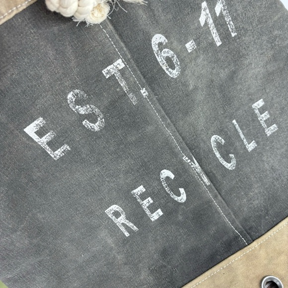 Mona B /RECYCLA Up-cycled heavy canvas rucksack/duffle bag-NWT - Picture 6 of 15